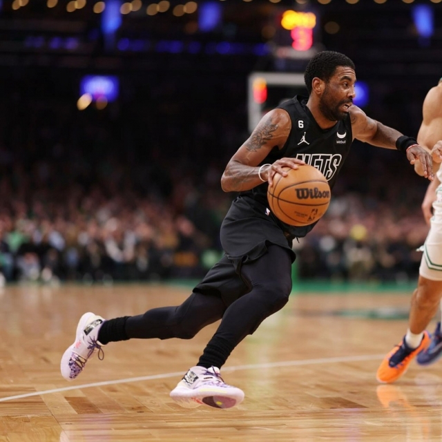 爱游戏娱乐 -关于清晨埃因霍温备战NBA季后赛；刷新队史纪录细节曝光；球迷炸锅；年轻球员得到机会的信息